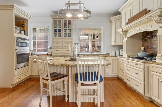 853 N Ocoee Street, Cleveland, TN 37311