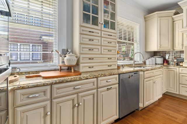 853 N Ocoee Street, Cleveland, TN 37311