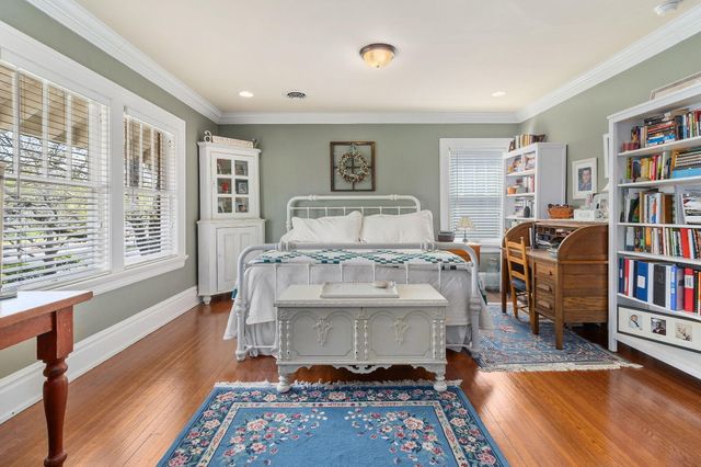 853 N Ocoee Street, Cleveland, TN 37311