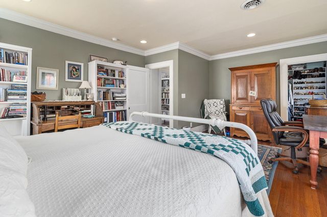 853 N Ocoee Street, Cleveland, TN 37311