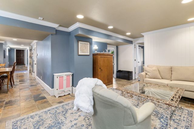 853 N Ocoee Street, Cleveland, TN 37311