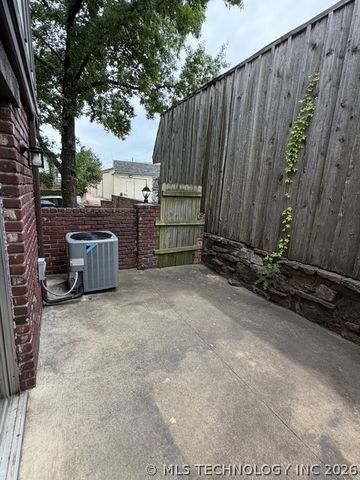 2409 E 59th Court 1, Tulsa, OK 74135