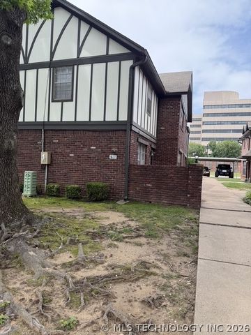 2409 E 59th Court 1, Tulsa, OK 74135