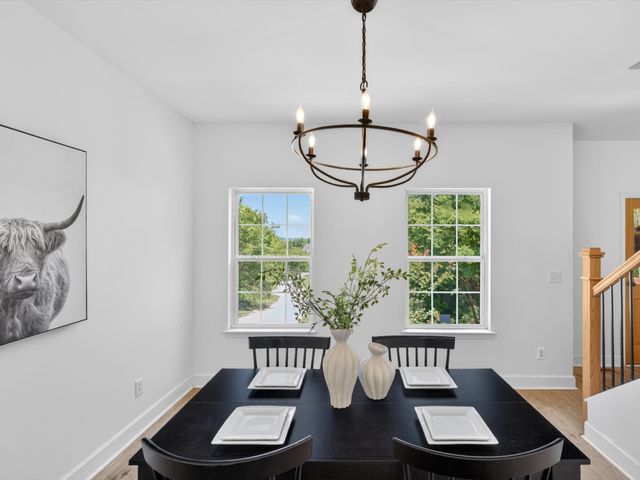 1074 Talon Dr, Columbia, TN 38401
