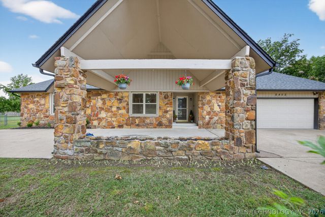 8452 E Blackwell Avenue, Claremore, OK 74019