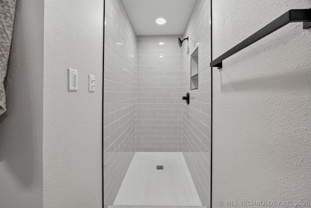 8452 E Blackwell Avenue, Claremore, OK 74019