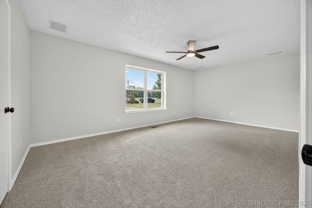 8452 E Blackwell Avenue, Claremore, OK 74019