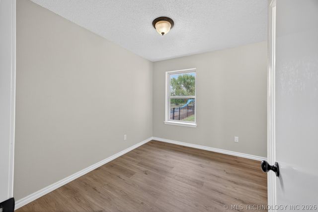 8452 E Blackwell Avenue, Claremore, OK 74019