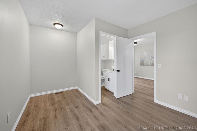 8452 E Blackwell Avenue, Claremore, OK 74019