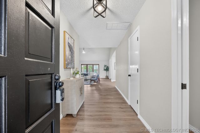 8452 E Blackwell Avenue, Claremore, OK 74019