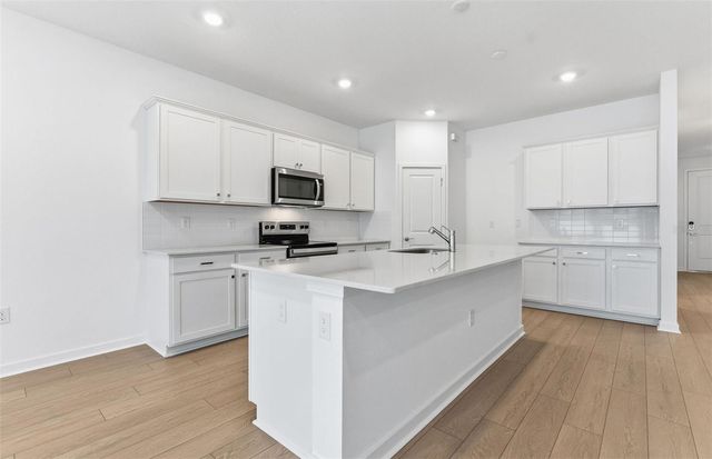 6885 SW 90TH PLACE, Ocala, FL 34476