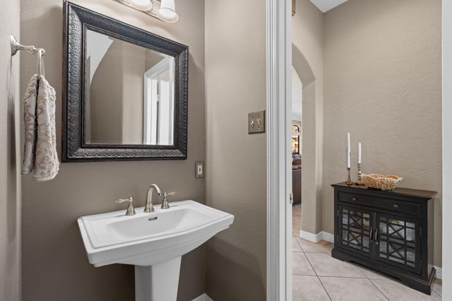 18802 E Cool Breeze Lane, Montgomery, TX 77356