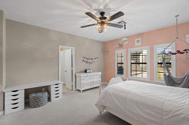 18802 E Cool Breeze Lane, Montgomery, TX 77356
