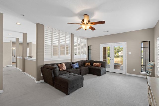 18802 E Cool Breeze Lane, Montgomery, TX 77356