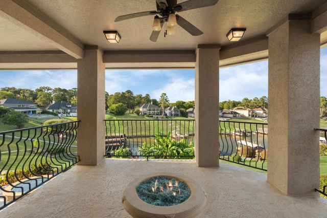 18802 E Cool Breeze Lane, Montgomery, TX 77356