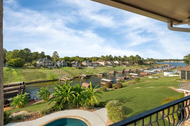 18802 E Cool Breeze Lane, Montgomery, TX 77356