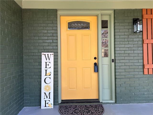 2538 Three Bars Drive, Grayson, GA 30017