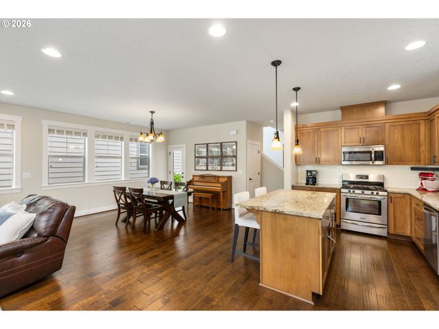 17349 Sw JEAN LOUISE Rd, Sherwood, OR 97140
