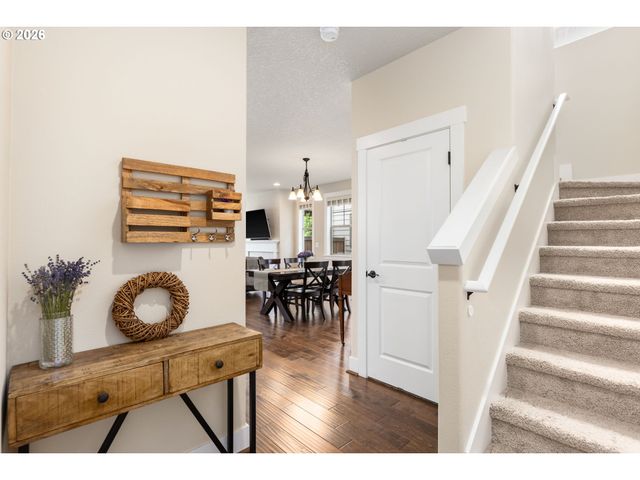 17349 Sw JEAN LOUISE Rd, Sherwood, OR 97140