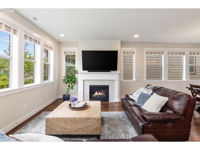 17349 Sw JEAN LOUISE Rd, Sherwood, OR 97140