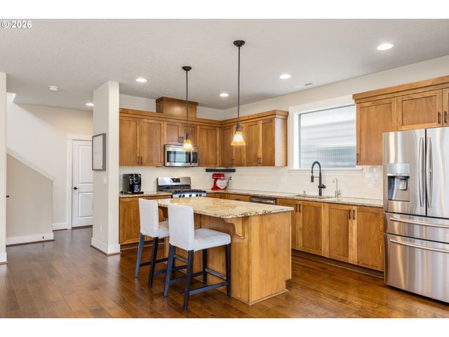 17349 Sw JEAN LOUISE Rd, Sherwood, OR 97140