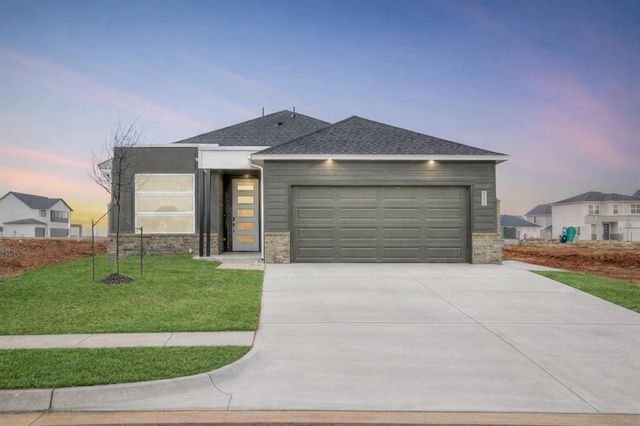 4112 NW 180th Street, Edmond, OK 73012