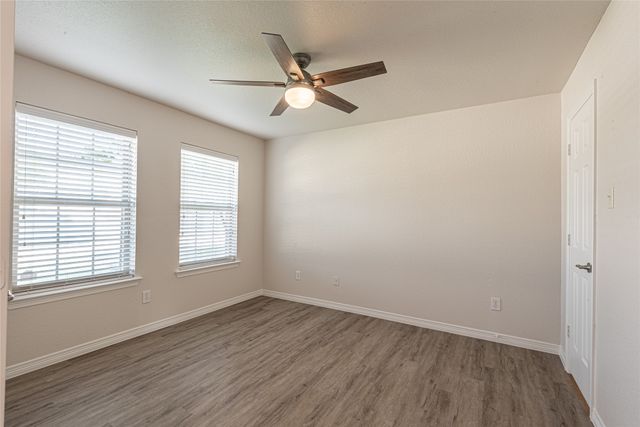 825 Jodie Drive, Weatherford, TX 76087