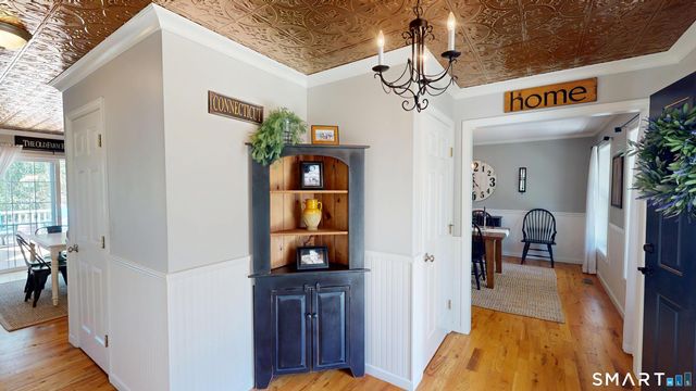 218 Summit Street, Southington, CT 06479