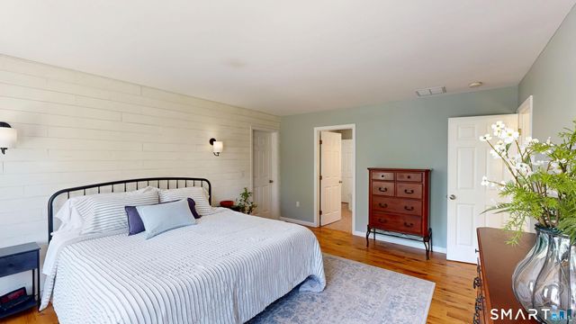 218 Summit Street, Southington, CT 06479