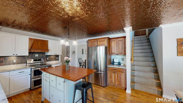 218 Summit Street, Southington, CT 06479