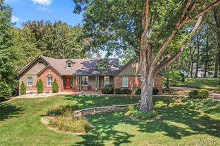 726 High Point Drive, Lake St Louis, MO 63367