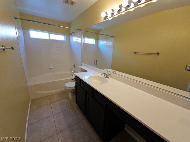 10915 Vista Marbella Avenue, Las Vegas, NV 89144