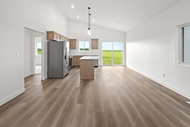 2623 38 Avenue S, Moorhead, MN 56560