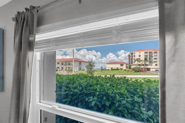 6210 SUN BOULEVARD 101, St Petersburg, FL 33715