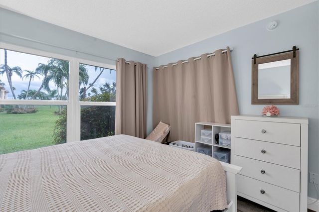 6210 SUN BOULEVARD 101, St Petersburg, FL 33715