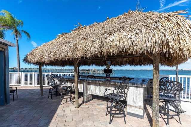 6210 SUN BOULEVARD 101, St Petersburg, FL 33715
