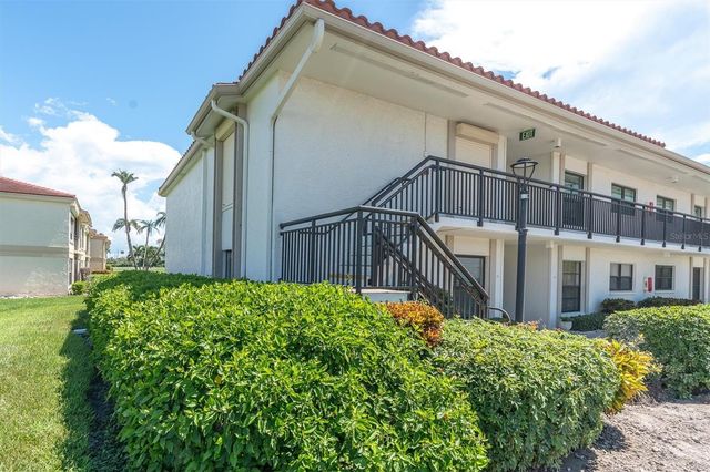 6210 SUN BOULEVARD 101, St Petersburg, FL 33715