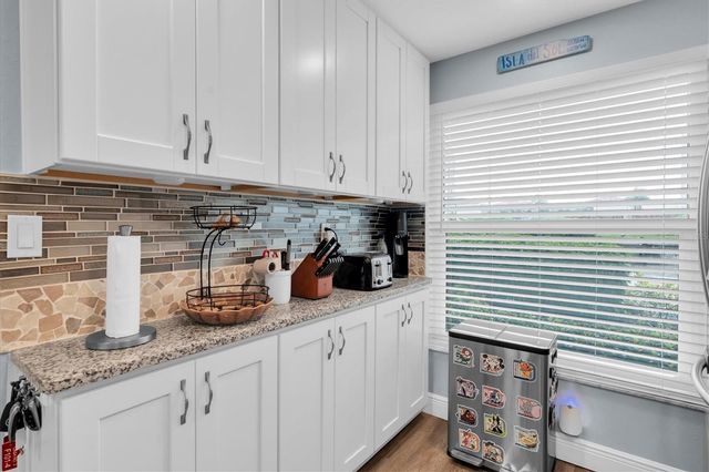 6210 SUN BOULEVARD 101, St Petersburg, FL 33715