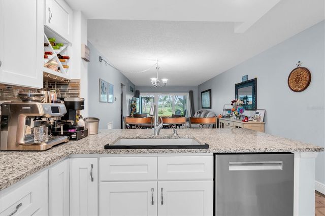 6210 SUN BOULEVARD 101, St Petersburg, FL 33715