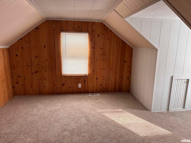 405 N Wood Street, Washington, IL 61571