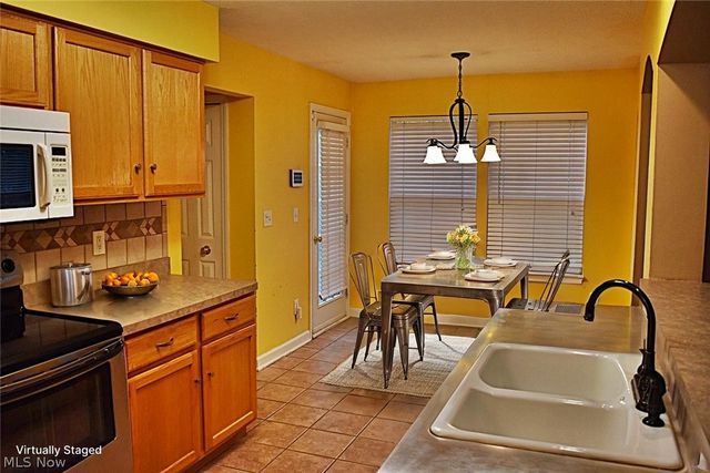 7816 Benton Lane, Hudson, OH 44236