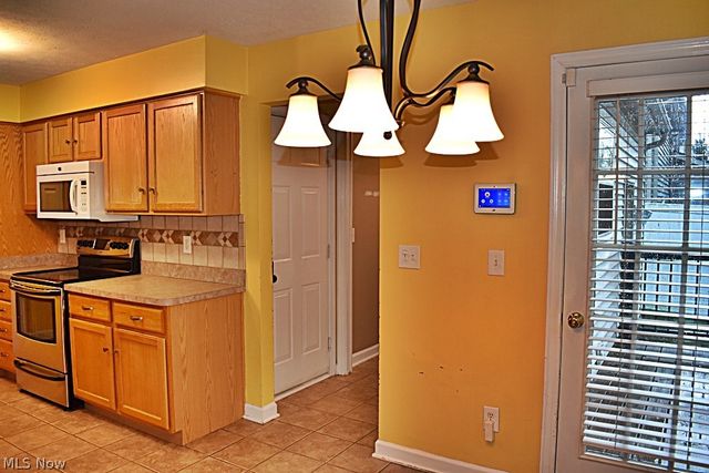 7816 Benton Lane, Hudson, OH 44236
