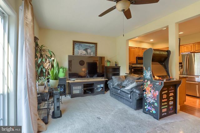 4725 LAUREL VALLEY LN, Enola, PA 17025