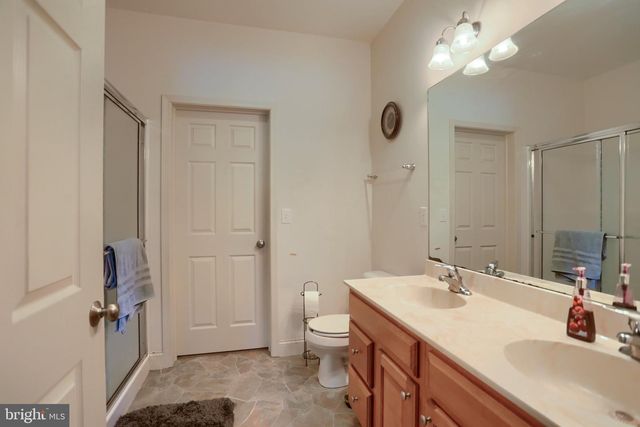 4725 LAUREL VALLEY LN, Enola, PA 17025