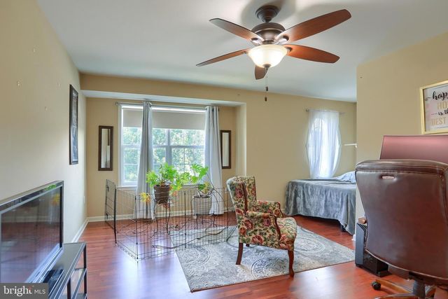 4725 LAUREL VALLEY LN, Enola, PA 17025