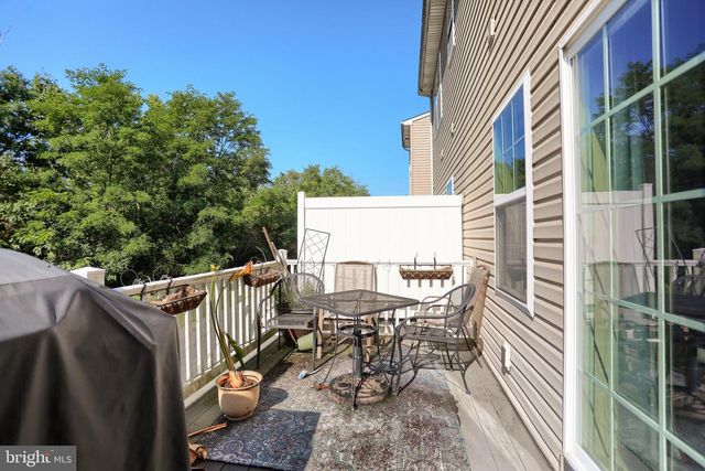 4725 LAUREL VALLEY LN, Enola, PA 17025