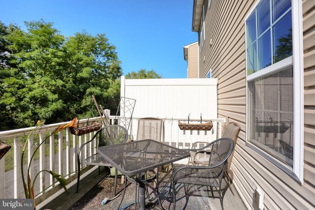 4725 LAUREL VALLEY LN, Enola, PA 17025