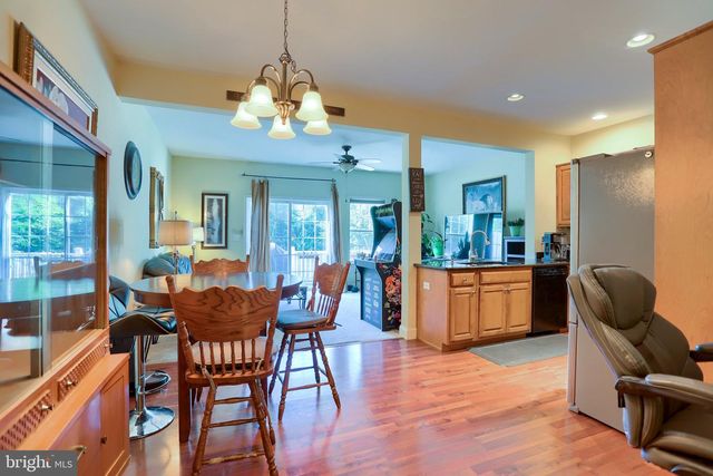 4725 LAUREL VALLEY LN, Enola, PA 17025