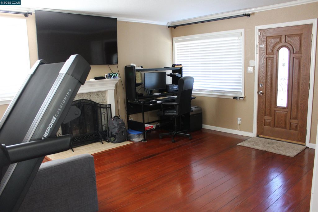 property-img