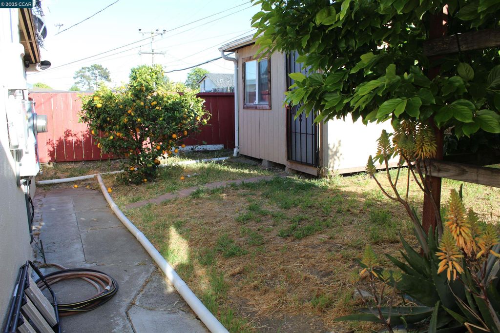 property-img